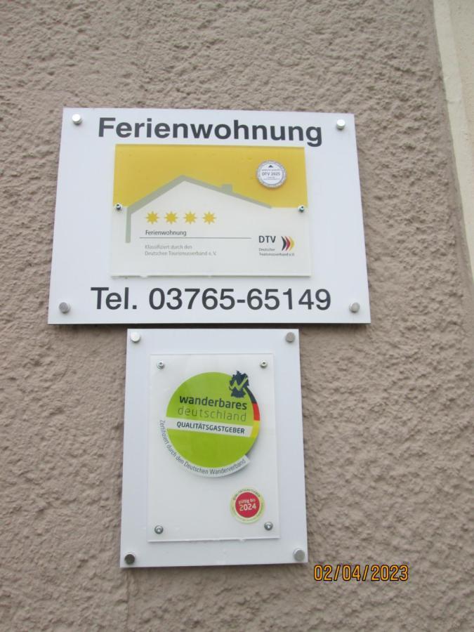 Zentrale-Ruhige Ferienwohnung Reichenbach im Vogtland Exterior foto
